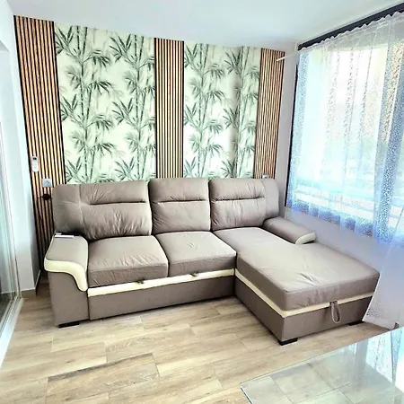 Daniel Flat Swimming Pool Levante